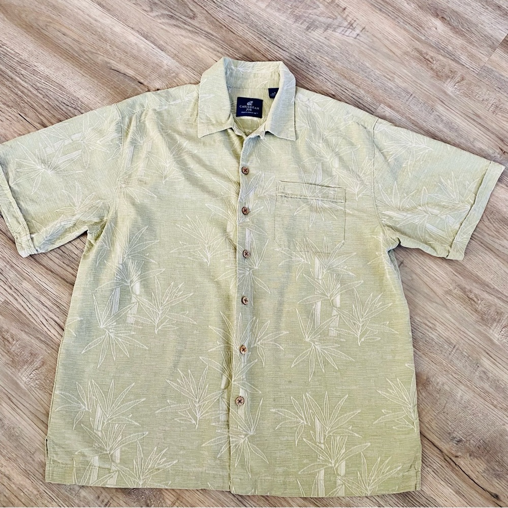 Caribbean Joe 100% Silk Short Sleeve Shirt Medium
